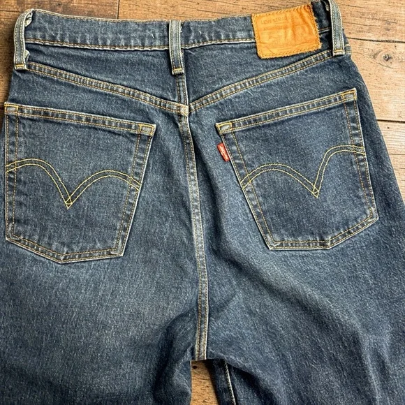 LEVI’S RIBCAGE STRAIGHT LEG ULTRA HIGH RISE BLUE JEANS SIZE 29 - Picture 4 of 5